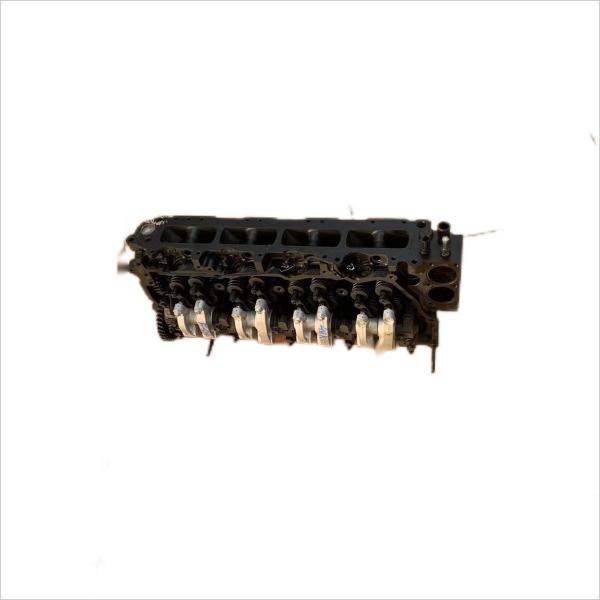 Isuzu 4HK1T Cylinder Head Cover Customized by for 2004-2006 Year and Engine Code