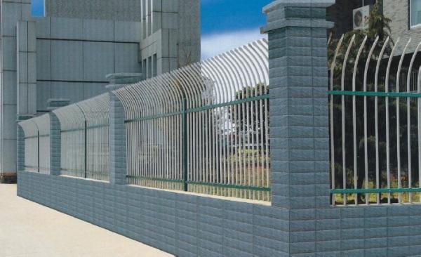 Hot Dipped Galvanized Zinc Powder Coated Safety Fence for Residential Garden