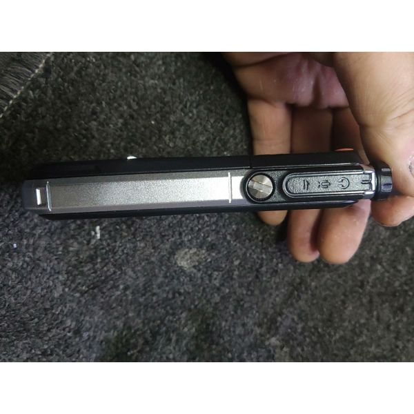 Hytera X1e DMR Walkie Talkie 5W UHF/VHF IP54 32 canales