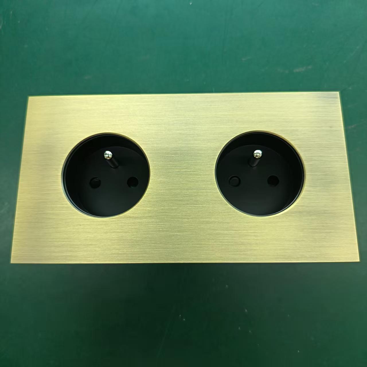 High Quality Aluminum Panel European French Style 16A Electrical Wall Sockets with USB a Type C Ports Easy Installation