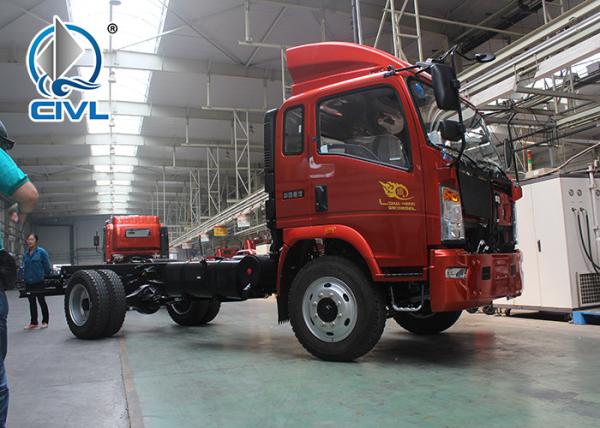 Sinotruk CDW Brand Light Duty Commercial Trucks 2-5 Ton Euro1 Euro 2 Euro 3