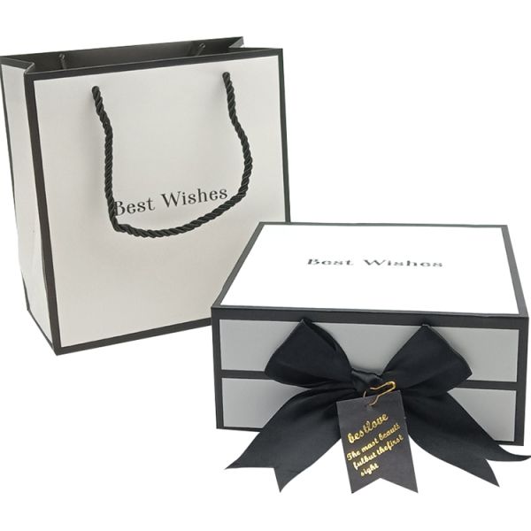 Bolsa de papel con logotipo personalizado / bolsas de ropa bolsas de compras bolsas de papel kraft marrón blanco bolsas de zapatos con mango