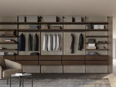 Современный открытый гардероб