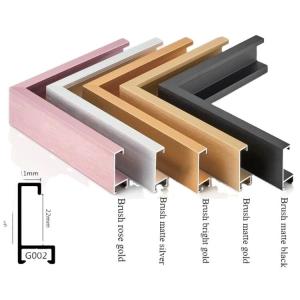 Mirror and Photo Picture Frames with Aluminum Frame in a Range of Color Alternatives