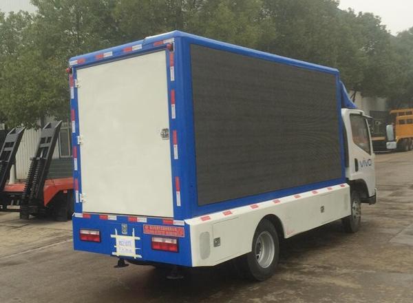 FAW 5.9m 2.5L Moteur Économie d'électricité Grand écran LED Roller Light Box, écran de barre, scène d'événement annonceur de publicité camion