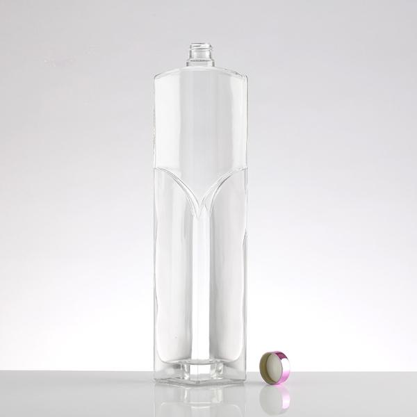 500 ml d'huile d'olive claire 1500 ml de champagne 750 ml de gin tequila liqueur de concepteur 200 ml 700 ml bouteille en verre de marque