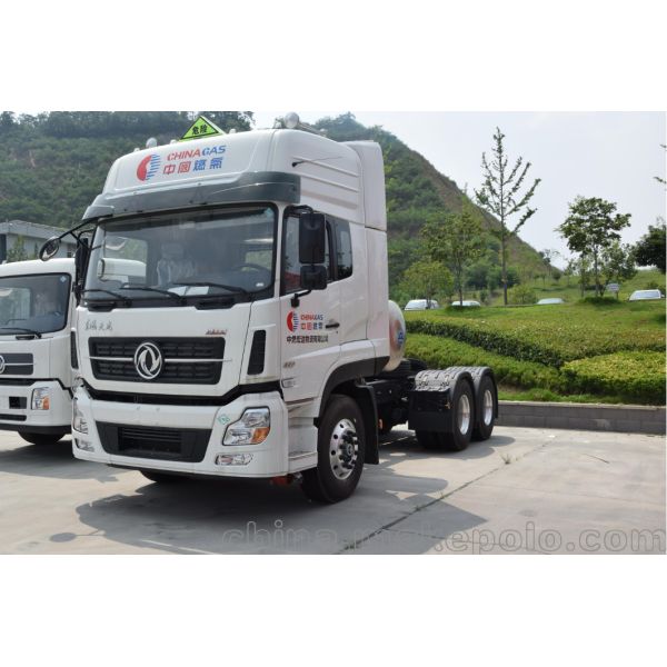 Natural Gas CNG Tractor Trailer RHD Type 25000kg