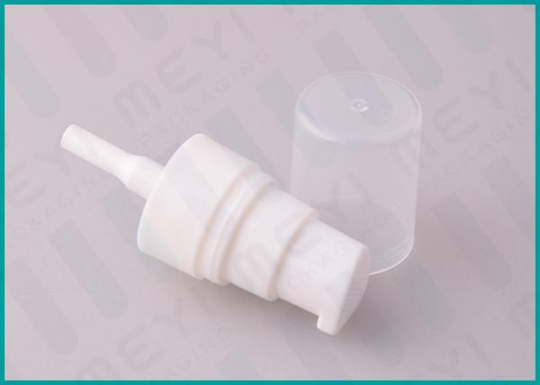 White Plastic Foundation Pump Dispenser Smooth Closure With PP Half Cap