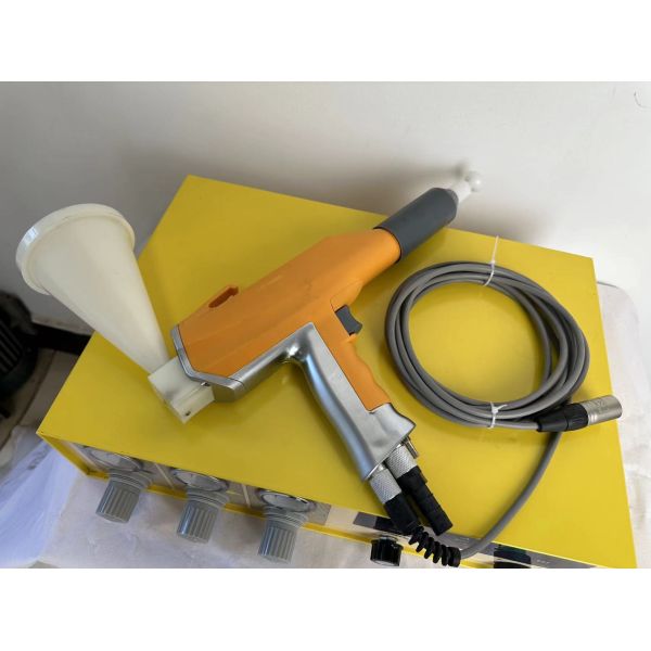 Máquina de pintura en polvo de metal portátil de bajo costo de mantenimiento con picadora pequeña