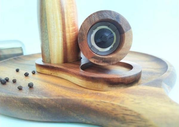 Adjustable Wooden Salt And Pepper Grinders Size  5.5cm X 25cm