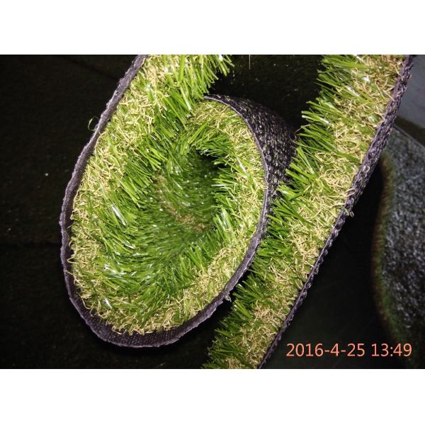 30mm Artificial Plastic Lawn Grass Wreaths 9000 Dtex 14700 Turfs Every Sqm