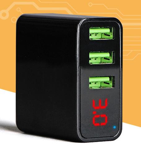 EU Plug 3 Ports CE Certified 3A USB Wall Charger Adapter For Traveling And Office
