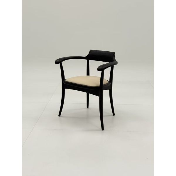 Modern Ergonomic Curved Design Wood Restaurant Chair with Solid Wood Frame and Customizable Upholstery
