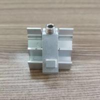 Accessoires de porte et de fenêtre Porte de fenêtre en alliage d'aluminium Joint de coin / connecteur / support