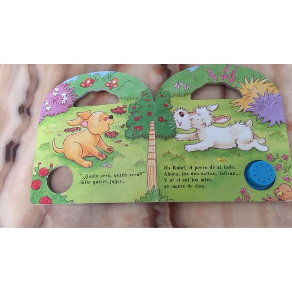 Small Amazing Animals Noisy Children'S Books With Sound Module Customized Size
