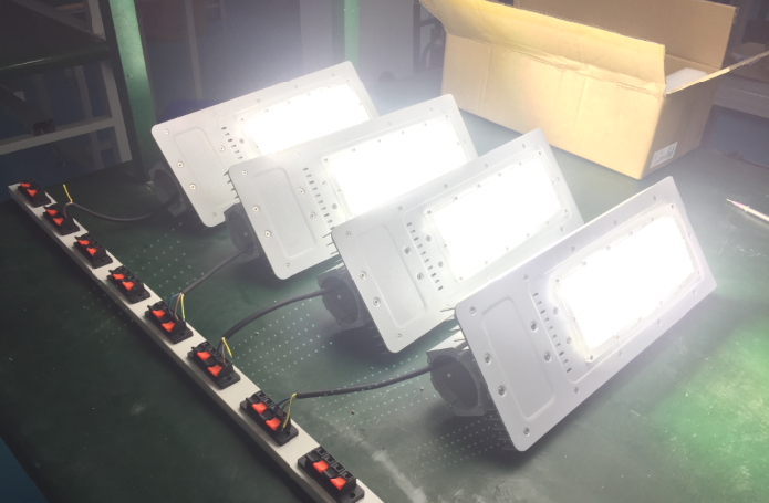 AC265V 140Lm/w 100W 5000K led outdoor area street lighting