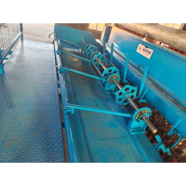 Precision Automatic Wire Mesh Welder Designed to Deliver Uniform Welds and High Productivity in Steel Mesh Manufacturing