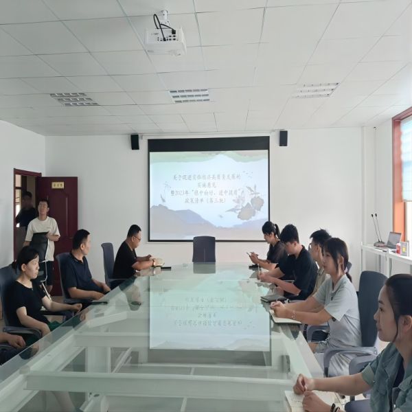 Стальная сэндвич-панель Мобильный жилой контейнерный дом 20ft 40ft 2 спальни