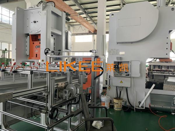 Mitsubishi marca PLC controlado 18000pcs/h Alumínio prata folha de recipiente máquina de fabricação