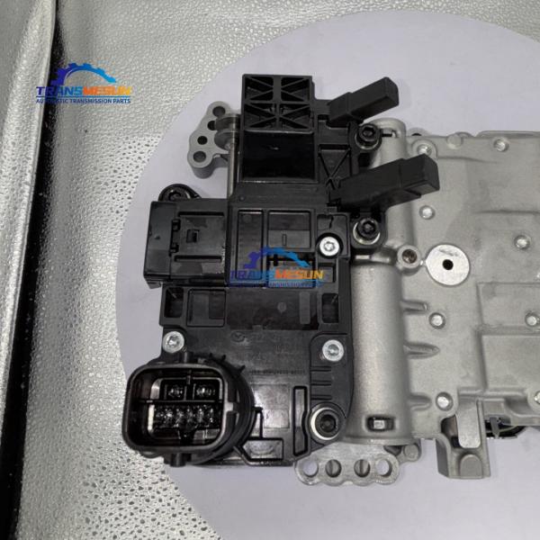 Accesorio de la caja de cambios Z6-21-C00D Ensamblaje del cuerpo de la válvula de transmisión automática FZ01 para Mazda CX-5