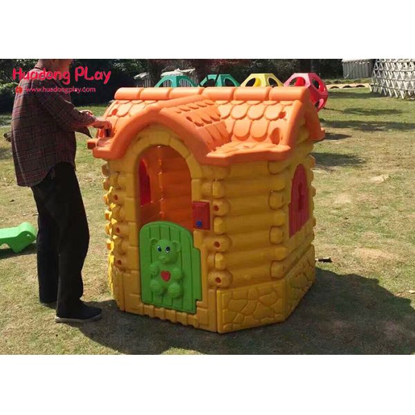 Amusement Park Games Plastic Outdoor Fairytale Cottage Playhouse Eco Friendly 135x125x135
