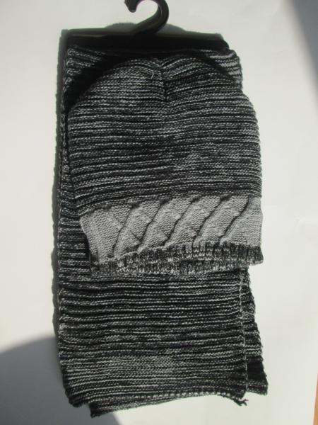 MENS acrylic hat&scarf--Jacquard winter set--soft plush lining--Winter or outdoor use
