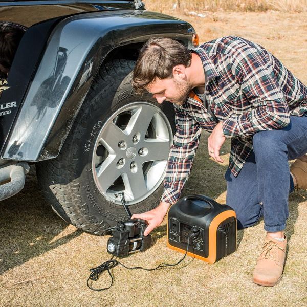 автомобиль 24V 4A поручая генератор 600W портативного банка солнечной энергии на открытом воздухе располагаясь лагерем