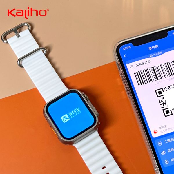 The Fashionable Touch Full Touch Screen Waterproof Smart Watch