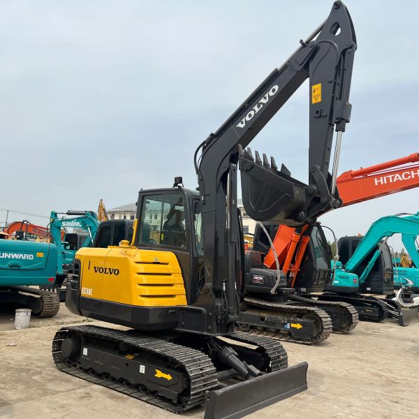 2024 Year Used Volvo 60 Excavators EC60C Original Second Hand Small Crawler 6ton