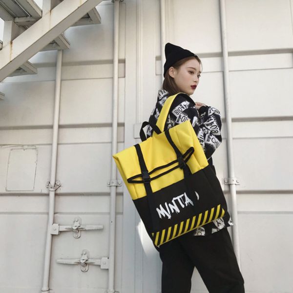 Ins is a hot seller of backpacks for male lovers, Korean version of fashion and individuality bag