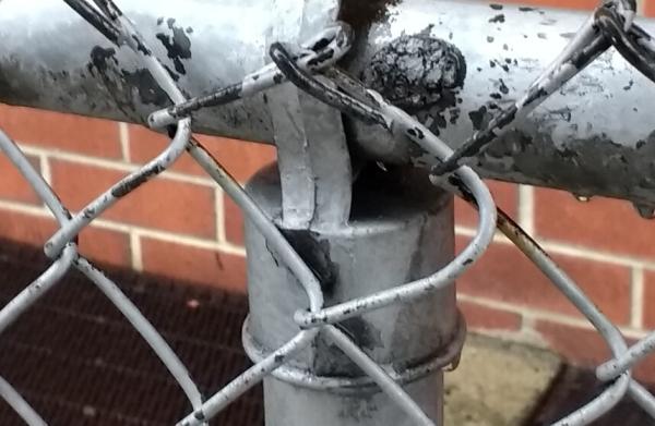 hot dipped galvanized chain wire mesh fence  2 x 2 mesh opening