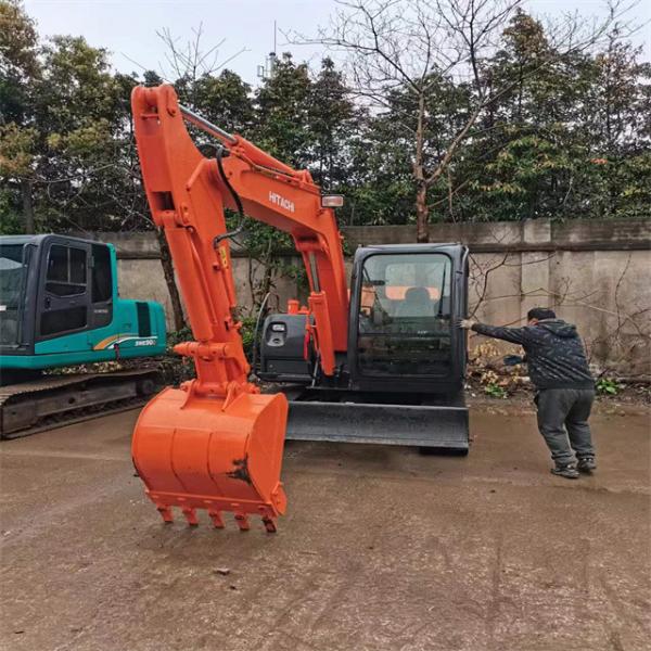 6 tonnes mini prêt à l'emploi et expérimenté utilisé Japon importé Hitachi ZX 60 en bon état