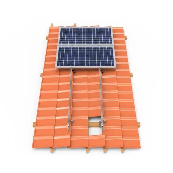 Site d'installation d'un crochet en aluminium sur un toit en tuiles pour une charge de neige de 1,4 KN/m2