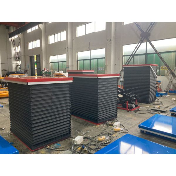 Таблица подъема Q345B неподвижная для платформы обрабатывающих промышленностей с защитным чехлом