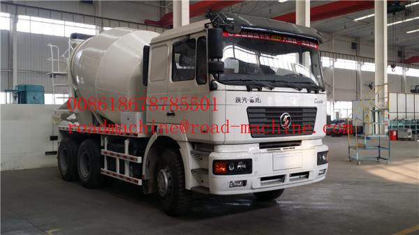 New 371HP 18 / 20cbm 8x4 Sinotruk Howo Concrete Mixer Trucks With EURO2 Standard Diesel Truck