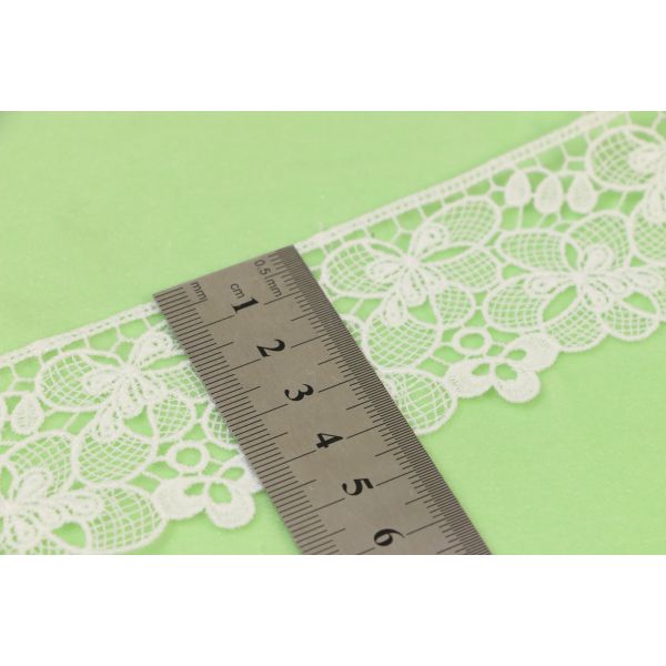 Guipure Embroidered Lace Trim With 100% Polyester
