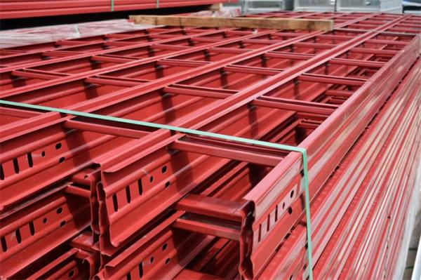 Fabricantes de bandejas de cabos galvanizados a quente