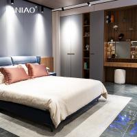 Guarda-roupa moderna personalizada com porta de vidro de mesa de vaidade