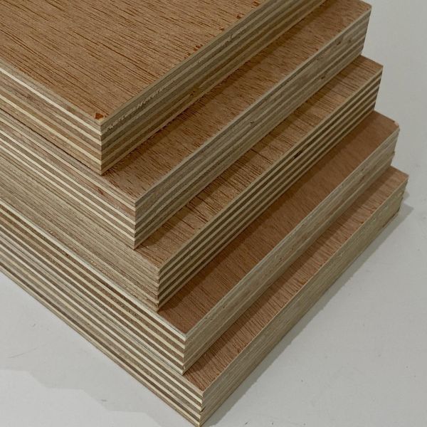0 Benzene HENF Marine Plywood Board Weatherproof Panel High Load 0 Formaldehyde