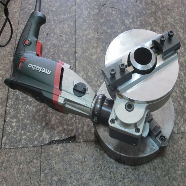 Type découpeuse inoxydable taillante de came de tuyau d'acier de machine de tuyau d'auto-centrage