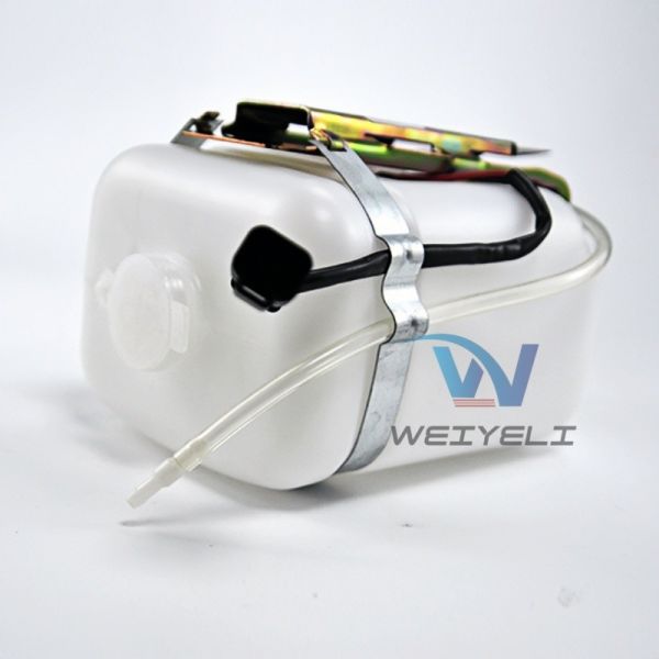 Yuchai 12V/24V Wiper Washer Spray Bottle Windshield Washer Spray Bottle Auxiliary Water Tank