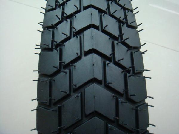 motorcycle tyre