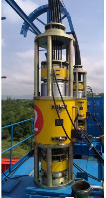 Hydraulic Synchronous Lifting System Strand Jacks Customizable OEM