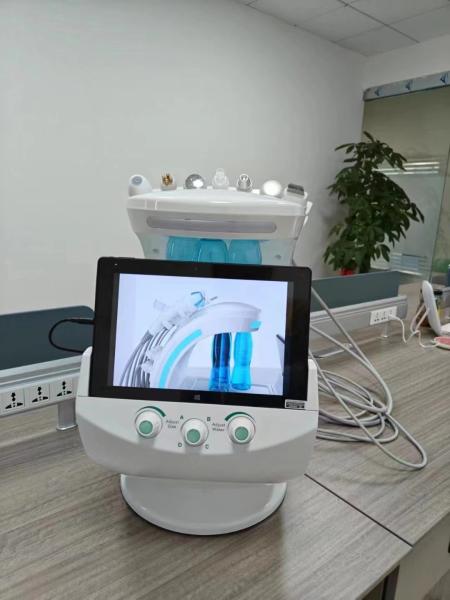 Multifunctional 7 In 1 Oxygen Therapy Facial Machine For Shrink Pores