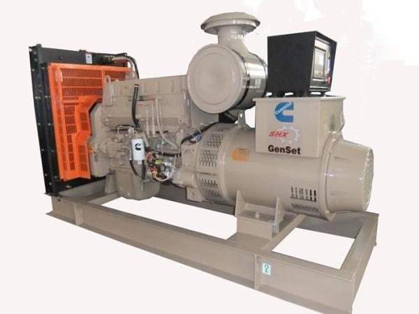 3 Phase Water Cooled Cummins Diesel Generator 1500RPM With Engga Alternator