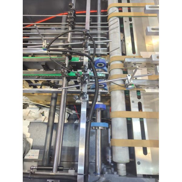 JIGUO TC-760Q Automatic Servo Window Patching Machine,Max. sheet size (mm)	:760*850,Min. sheet size  (mm):150*100,V Cutting Max. Working Speed:15000+ s/h (Corner cutting&creasing jobs)