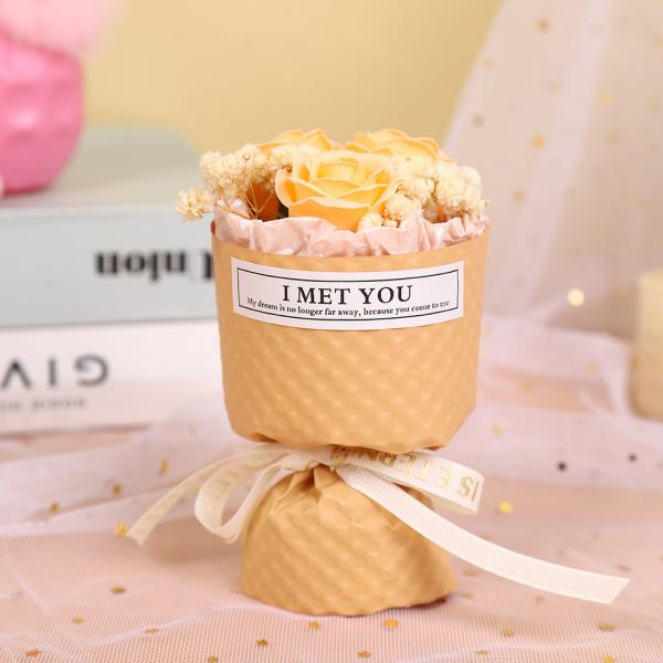 Valentine's Day Ins pocket meeting bouquet
