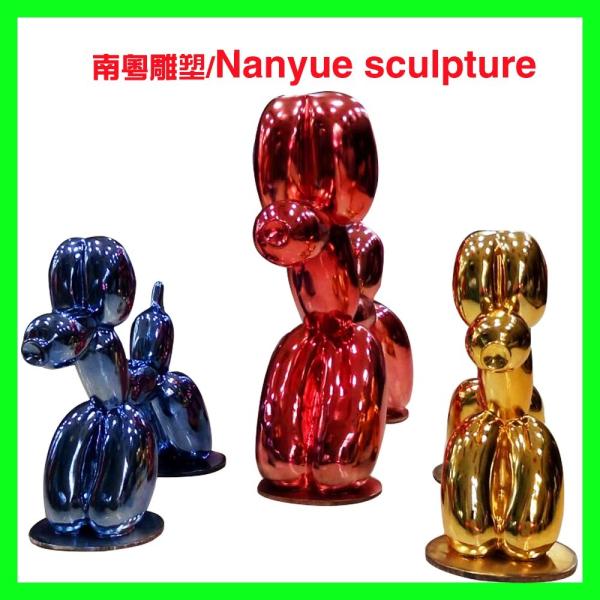 Hotel mall deco  metal effect robert dog statue as decoration in park or hall center