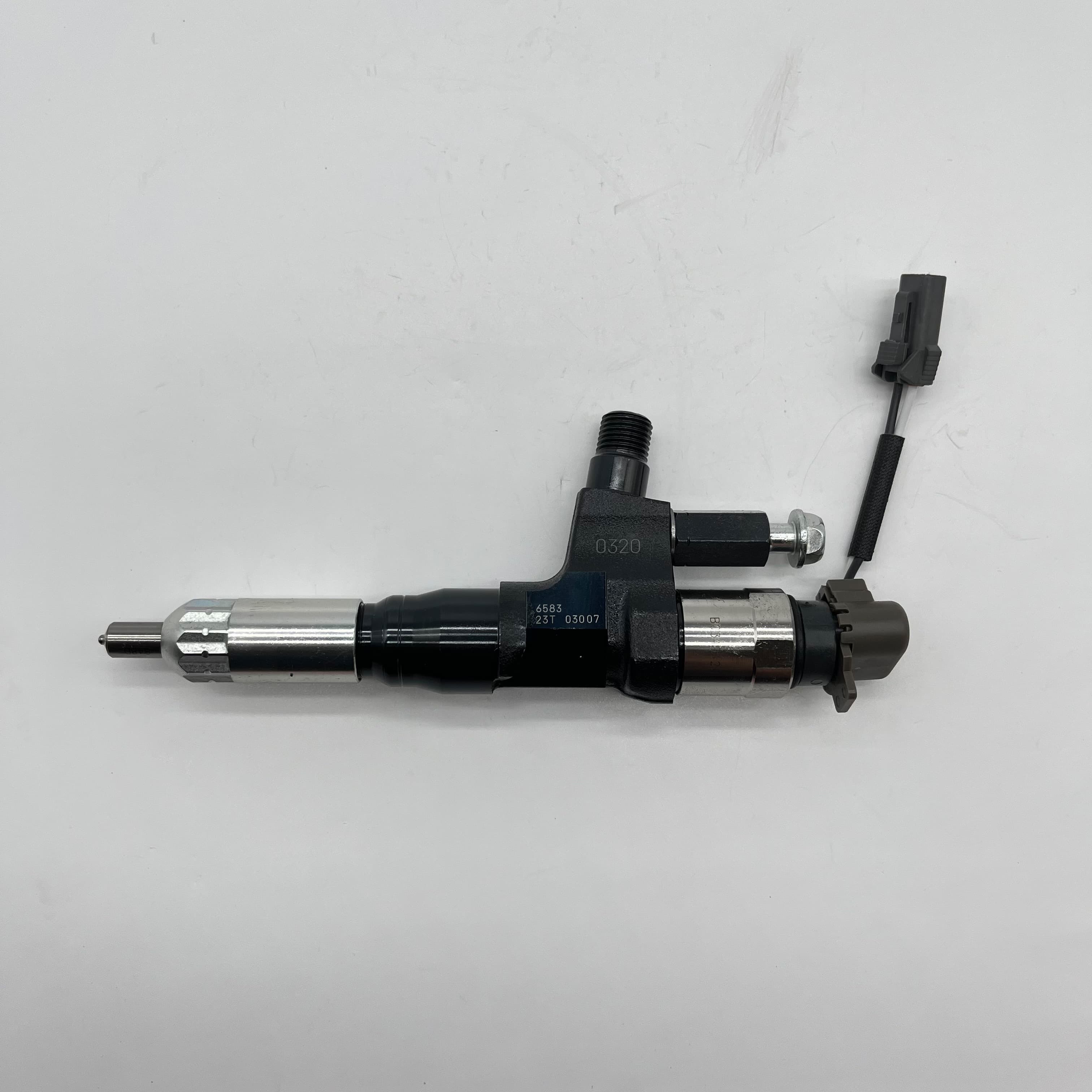 DE-NSO Common Rail Fuel Injector 095000-6583 OE 23670-E0301 For Hino 700 J07E/J08 Engine