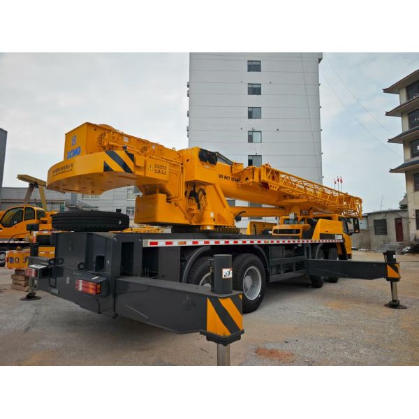 XCMG 50 Ton Mobile Crane for Sale - Heavy Duty Hydraulic Lifting